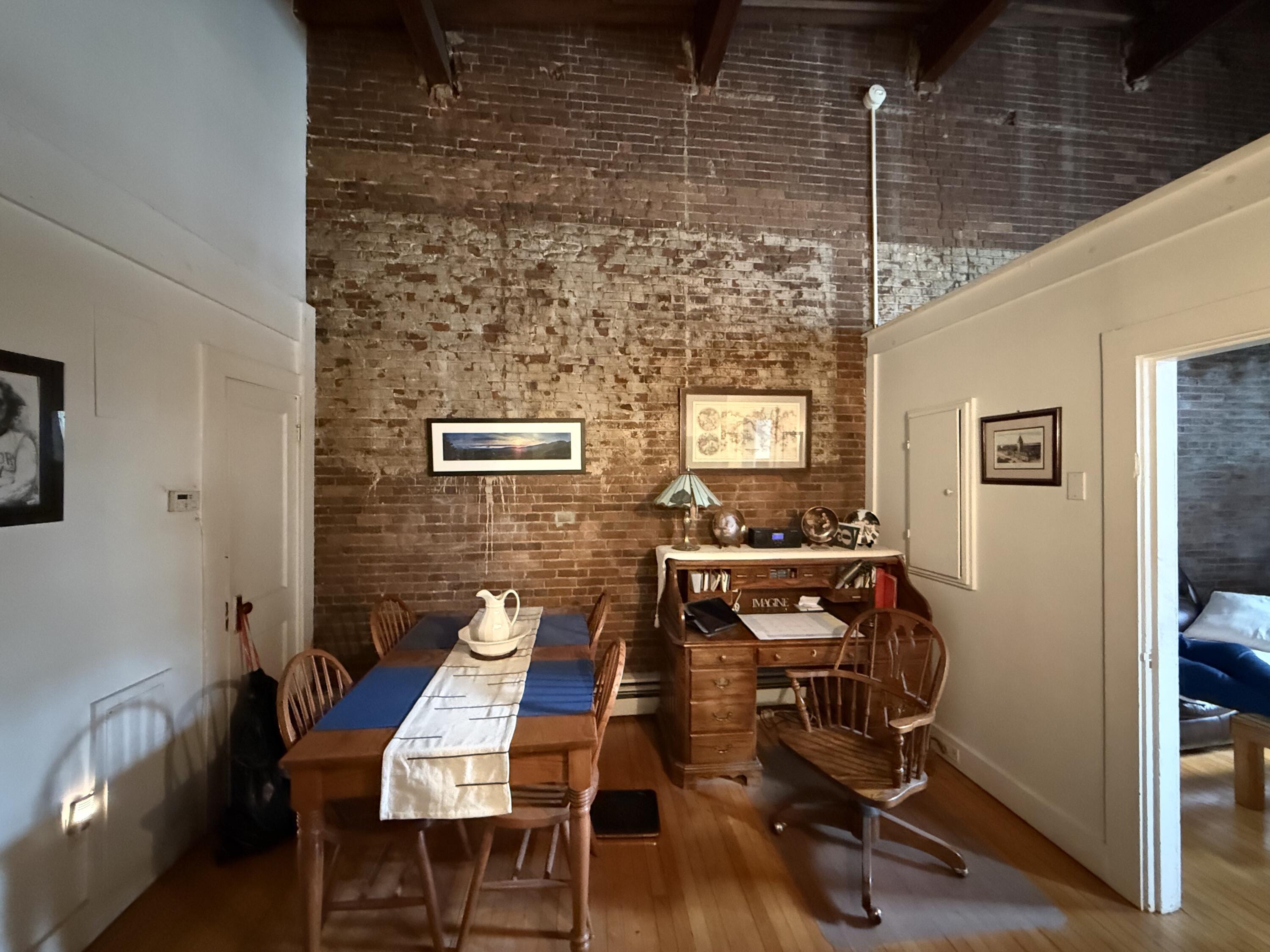 335 Water Street Gardiner, ME 04345 - Photo 7 of 19 IMG_4592