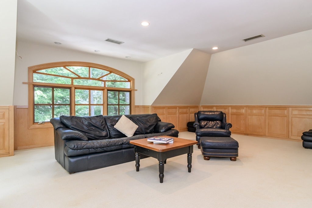 41 Phillips Road Sudbury, MA 01776 - Photo 24 of 29