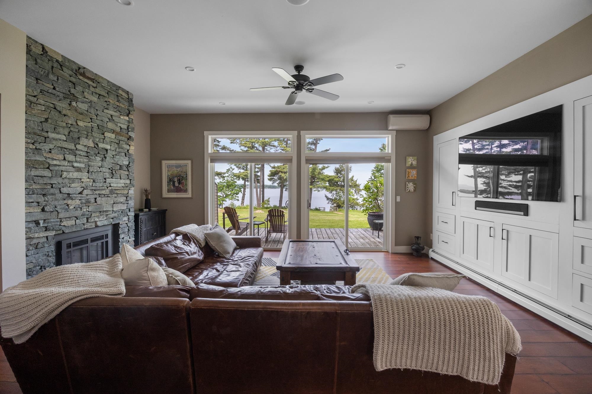 401 South Beach Road, Unit 401 AND 402 South Burlington, VT 05403 - Photo 14 of 53