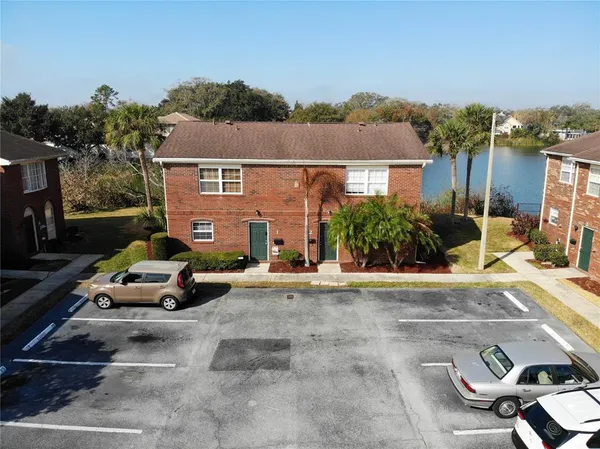 $179,900 | 1920 East Edgewood Drive, Unit P2, Lakeland, FL 33803