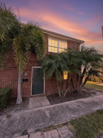 $179,900 | 1920 East Edgewood Drive, Unit P2, Lakeland, FL 33803