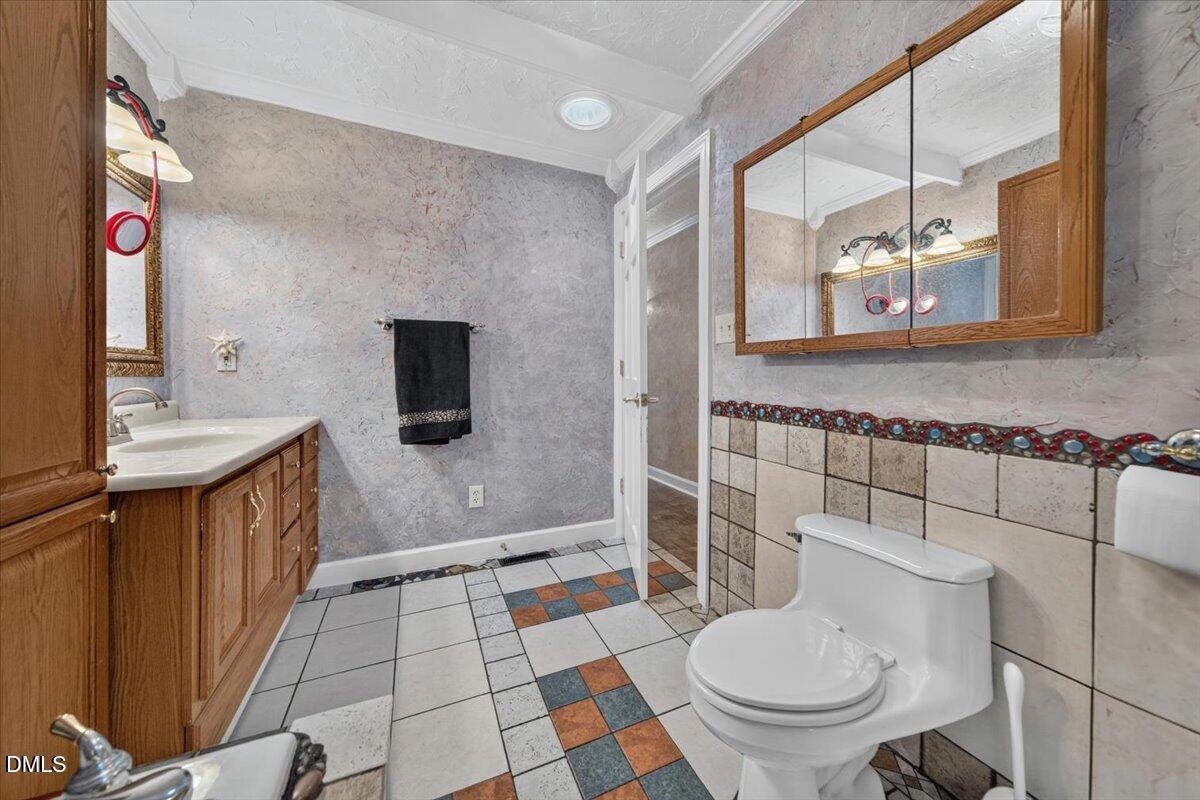 3918 Cheek Road Durham, NC 27704 - Photo 26 of 49 23-3918CheekRdDurham_023_ZRL08333