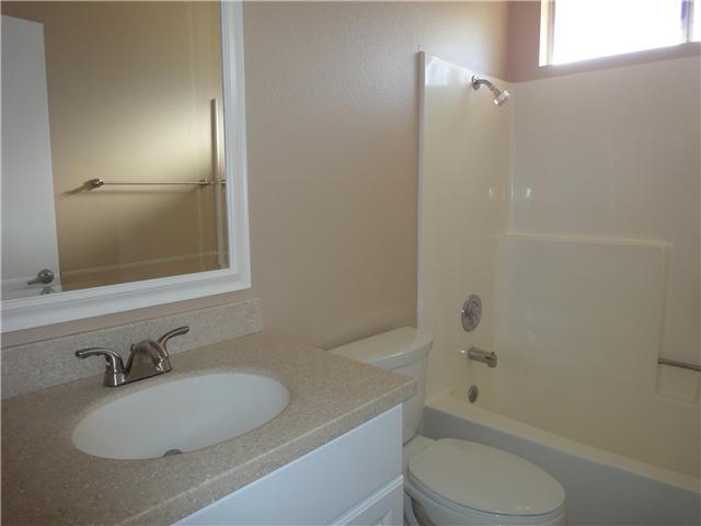4438 Springtime Drive Oceanside, CA 92056 - Photo 6 of 10