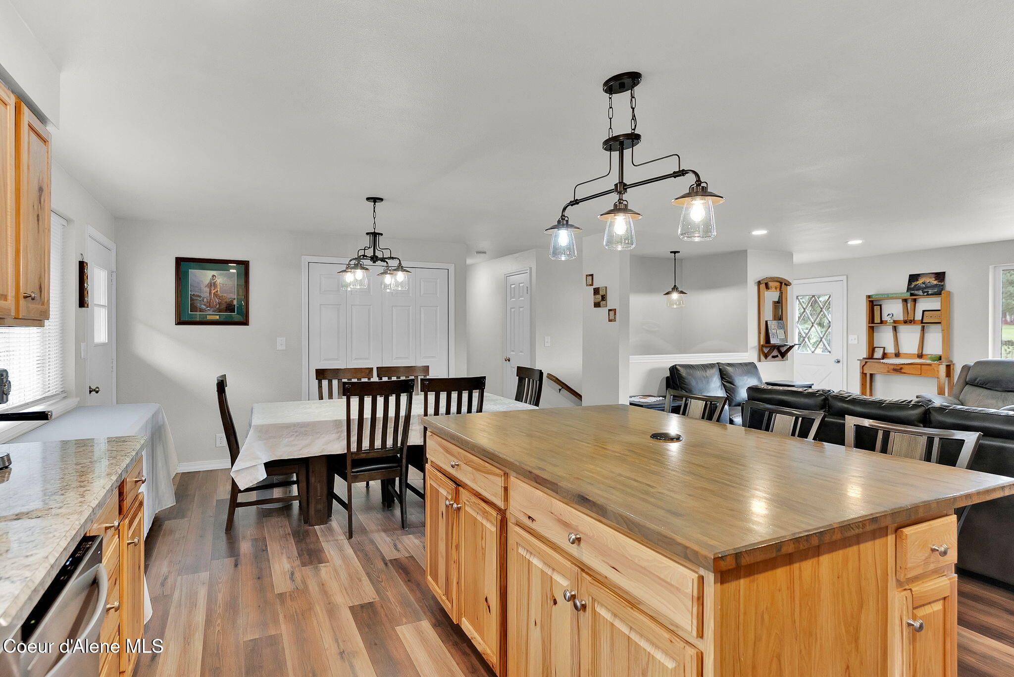 6420 Hells Gulch Road St. Maries, ID 83861 - Photo 13 of 90 Dining Area