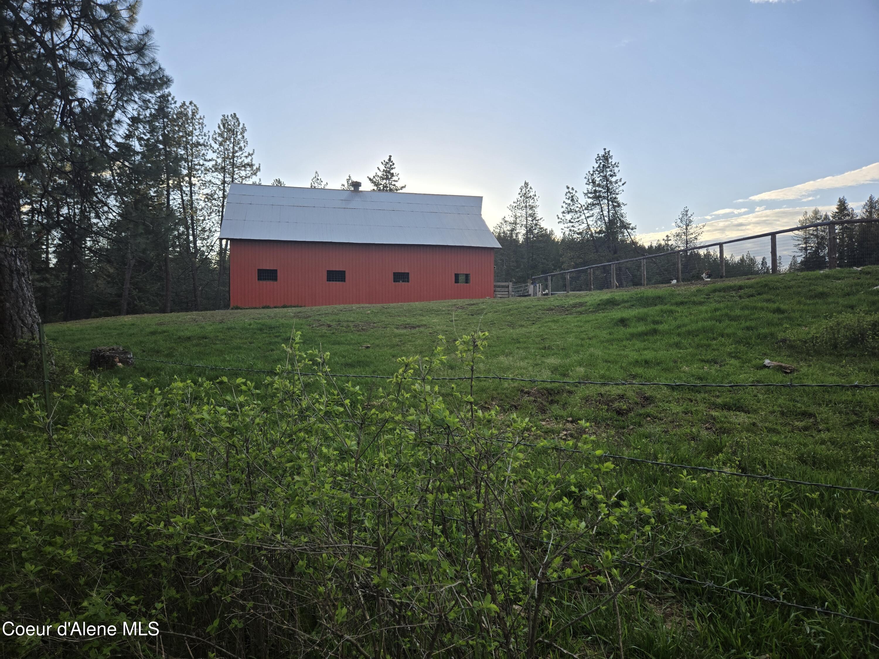 6420 Hells Gulch Road St. Maries, ID 83861 - Photo 57 of 90 Old barns are So Cool