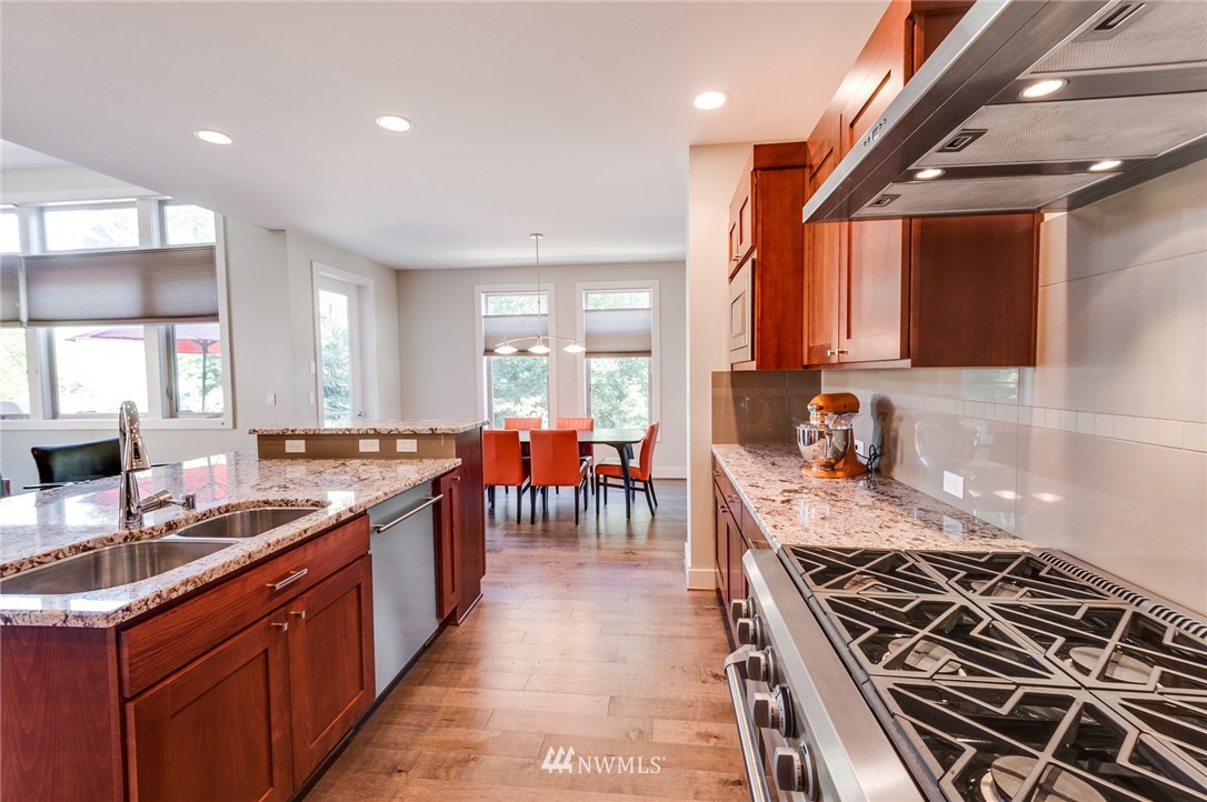 1129 North 41st Place Renton, WA 98056 - Photo 11 of 25 Gallery Image 11