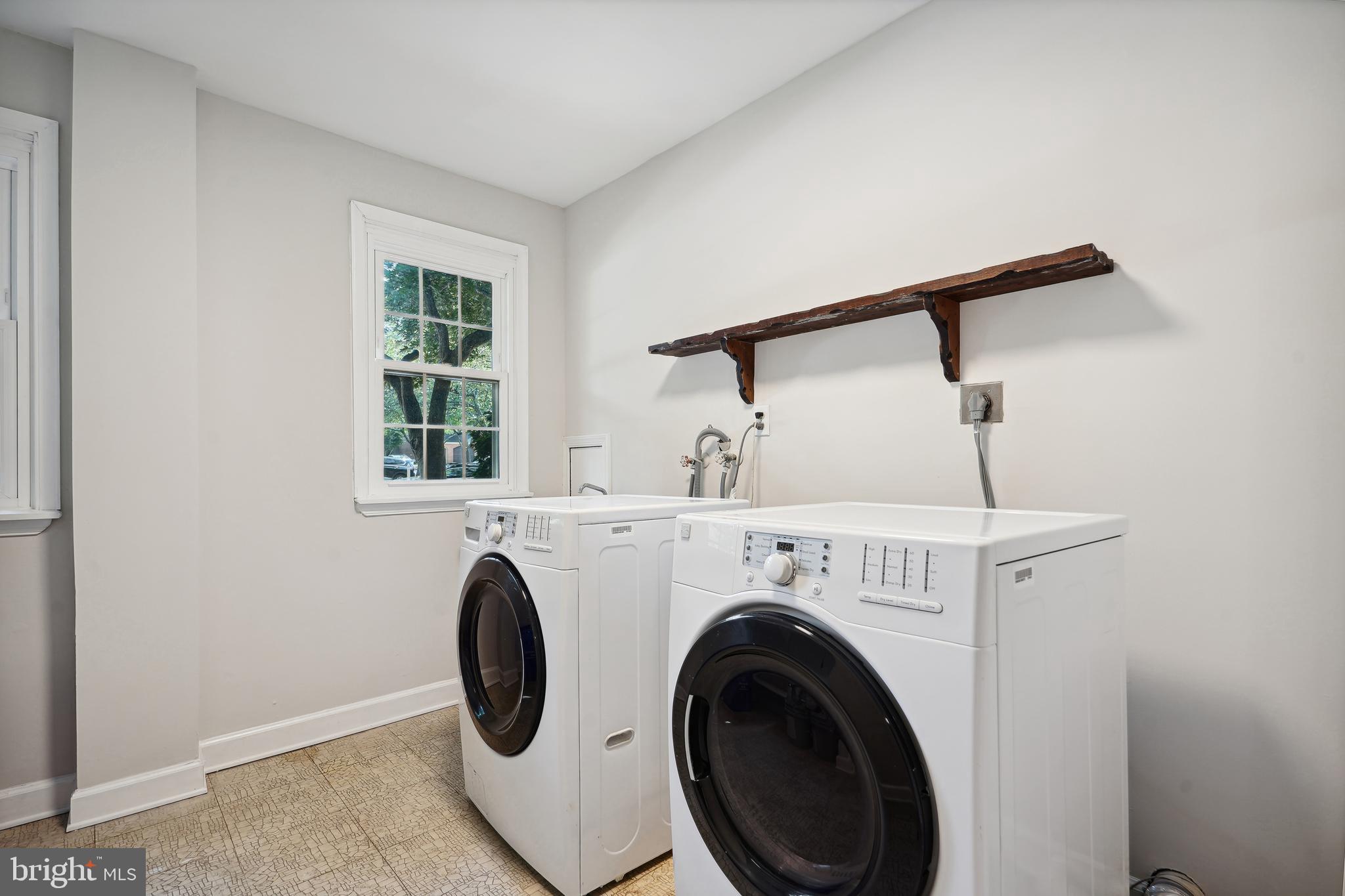 5809 Tudor Lane Rockville, MD 20852 - Photo 31 of 42 Laundry Room - very spacious