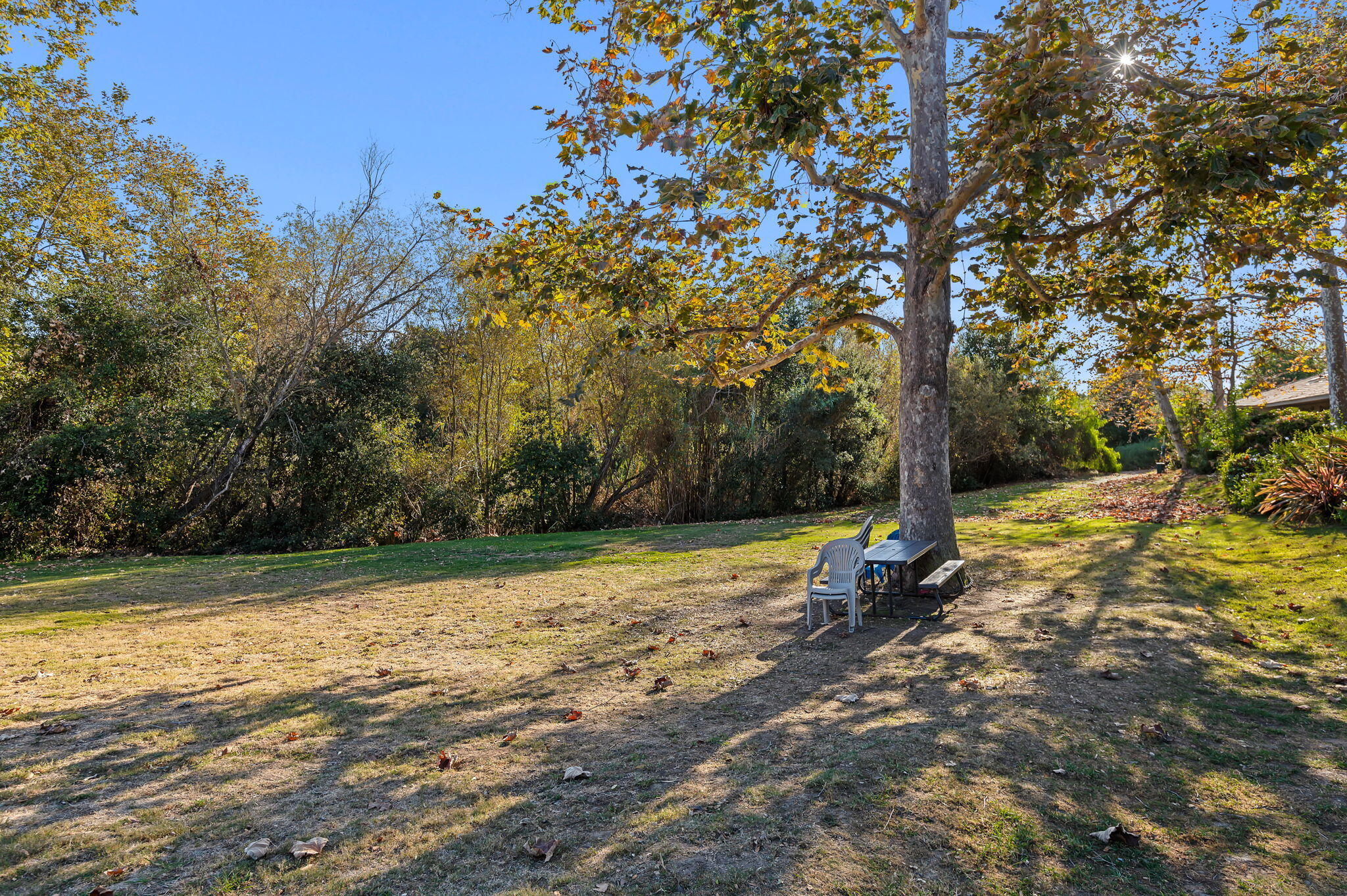 5290 Overpass Road, Unit 21 Santa Barbara, CA 93111 - Photo 20 of 21 21-Green Areas