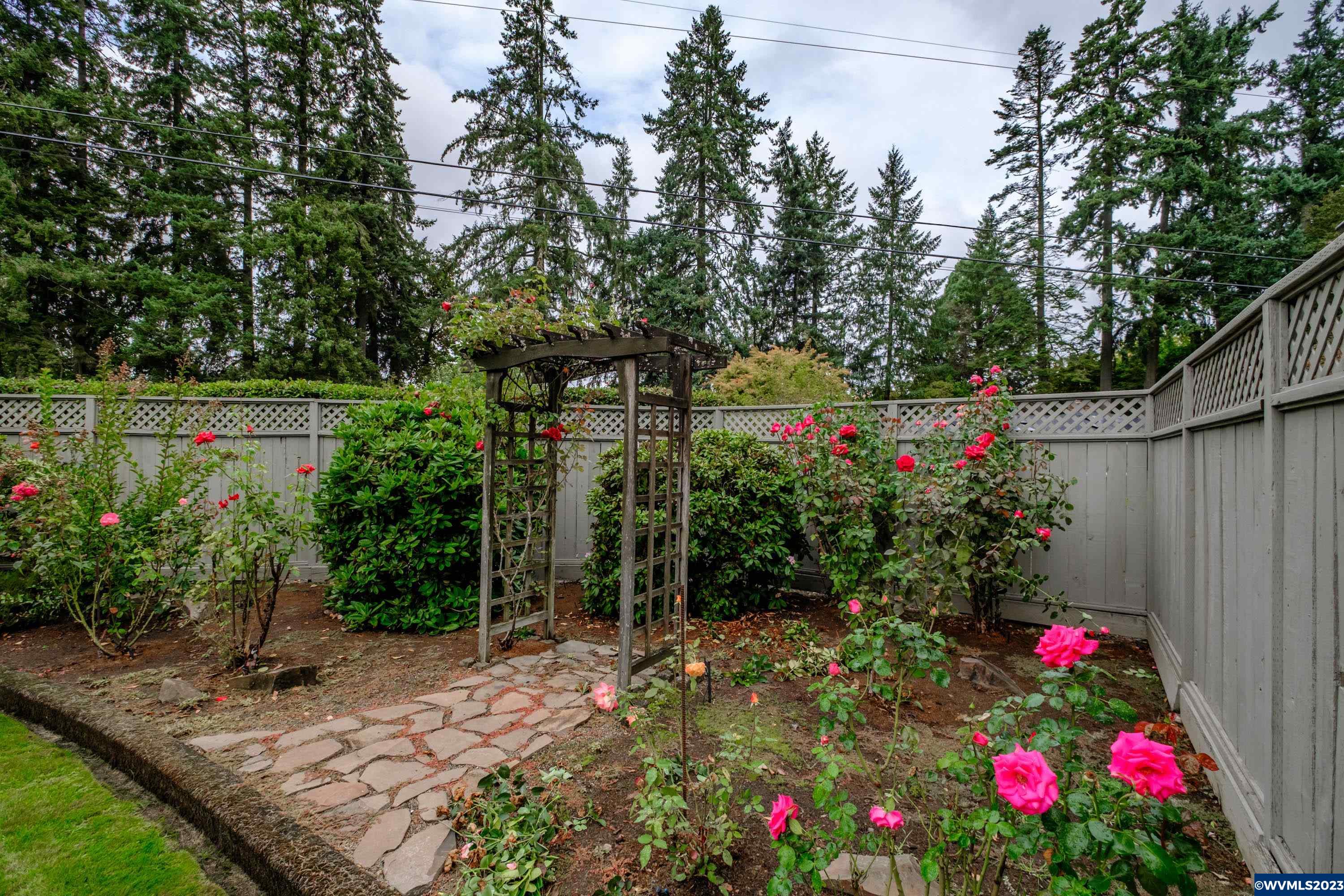 321 Northwest Green Acres Lane Albany, OR 97321 - Photo 41 of 42
