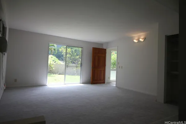 $3,900 | 45-634 Apuapu Street, Kaneohe, HI 96744