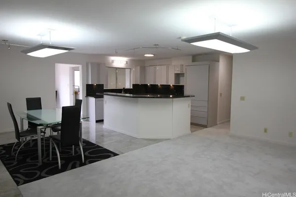 $3,900 | 45-634 Apuapu Street, Kaneohe, HI 96744