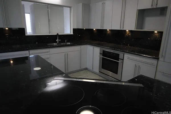 $3,900 | 45-634 Apuapu Street, Kaneohe, HI 96744