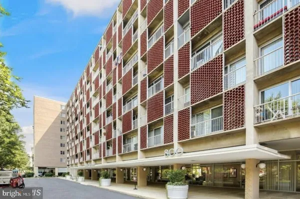 $1,749 | 800 4th Street Southwest, Unit S113, Washington, DC 20024