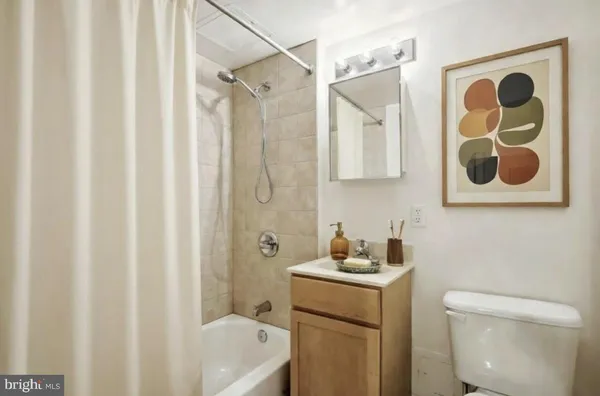 $1,749 | 800 4th Street Southwest, Unit S113, Washington, DC 20024