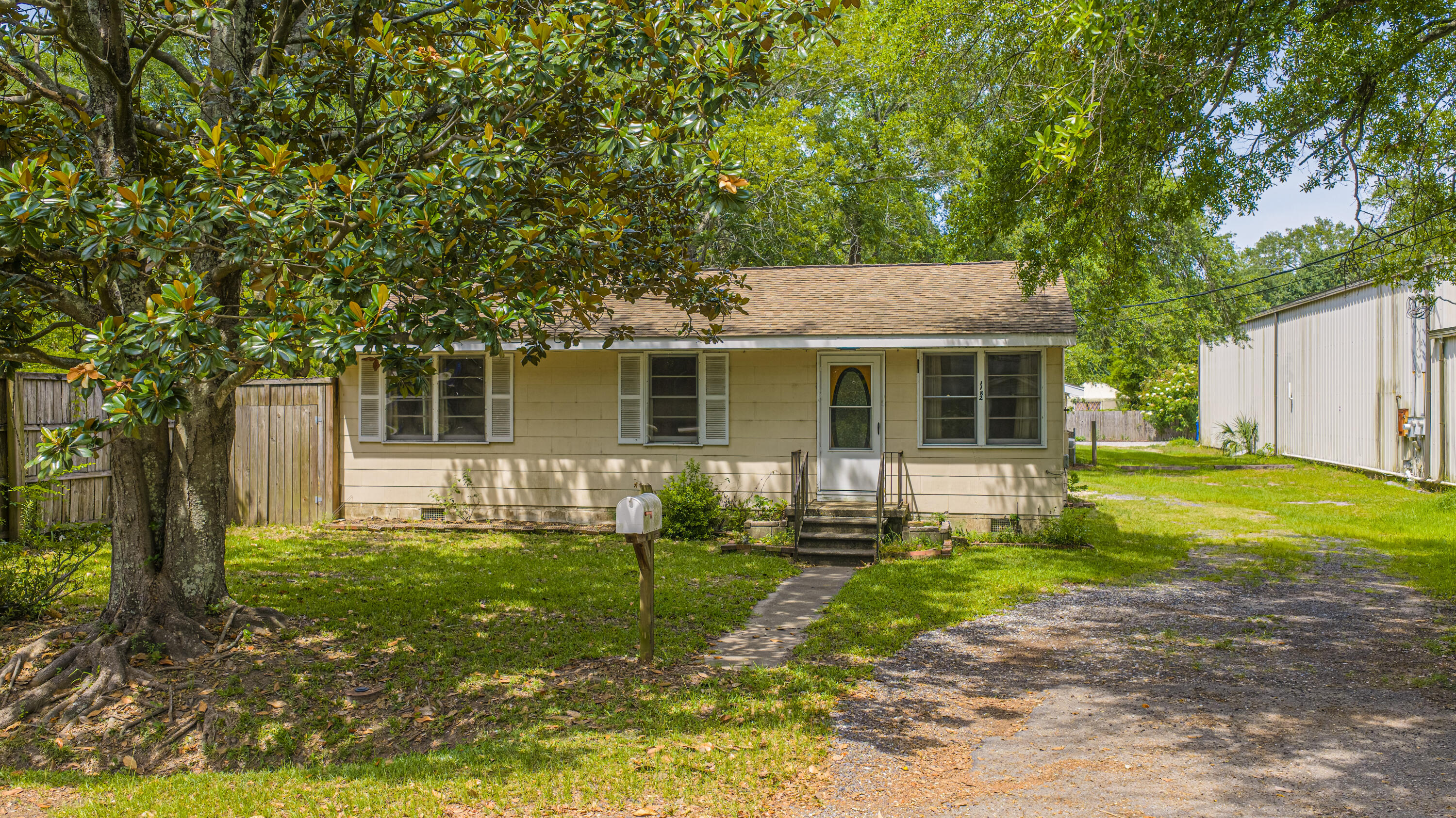 1182 Russell Drive Mount Pleasant, SC 29464 - Photo 41 of 57