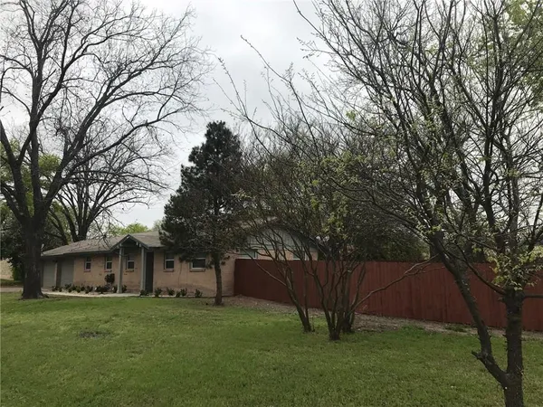 $2,300 | 908 Wagon Trail, Austin, TX 78758