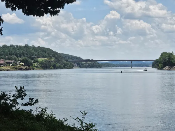 $550,000 | 5 Island View Drive, Bath Springs, TN 38311