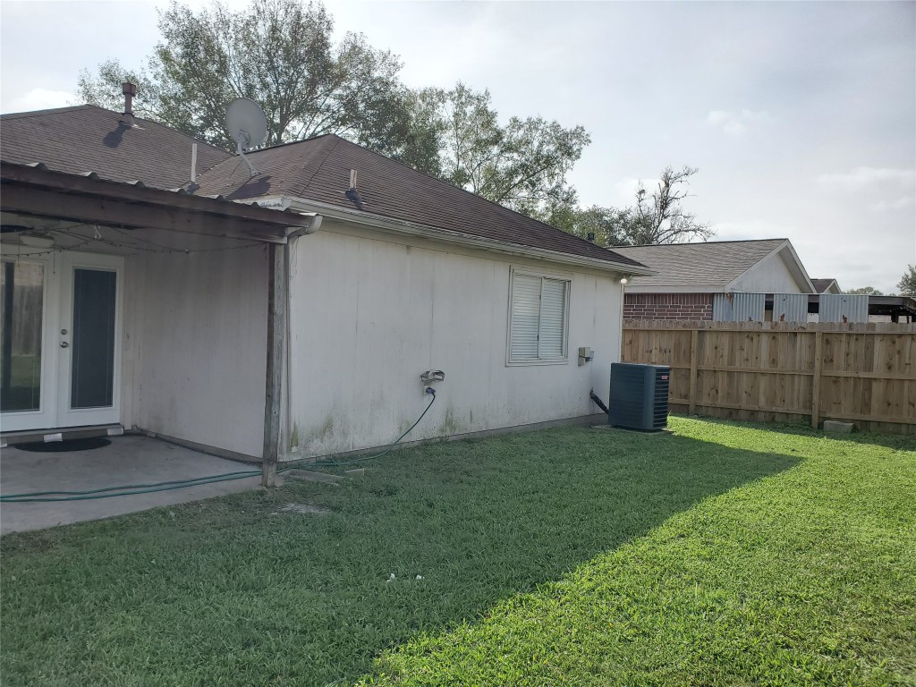 1413 Bridle Path Rosenberg, TX 77471 - Photo 25 of 27