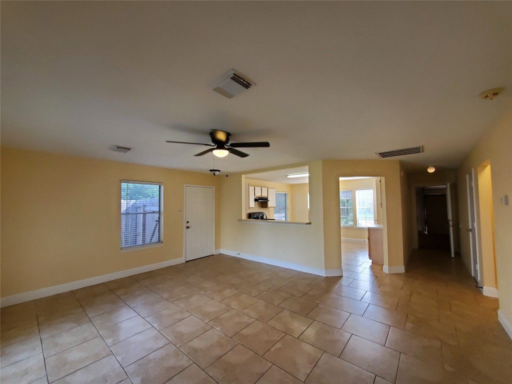 1413 Bridle Path Rosenberg, TX 77471 - Photo 7 of 27