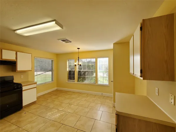 $1,750 | 1413 Bridle Path, Rosenberg, TX 77471