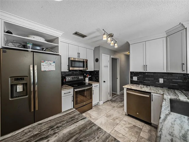 $554,900 | 2937 Eagles Nest Road, Lady Lake, FL 32159