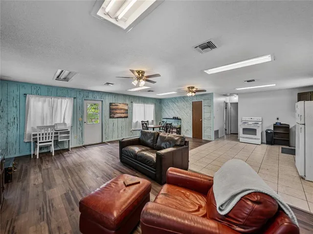 $554,900 | 2937 Eagles Nest Road, Lady Lake, FL 32159