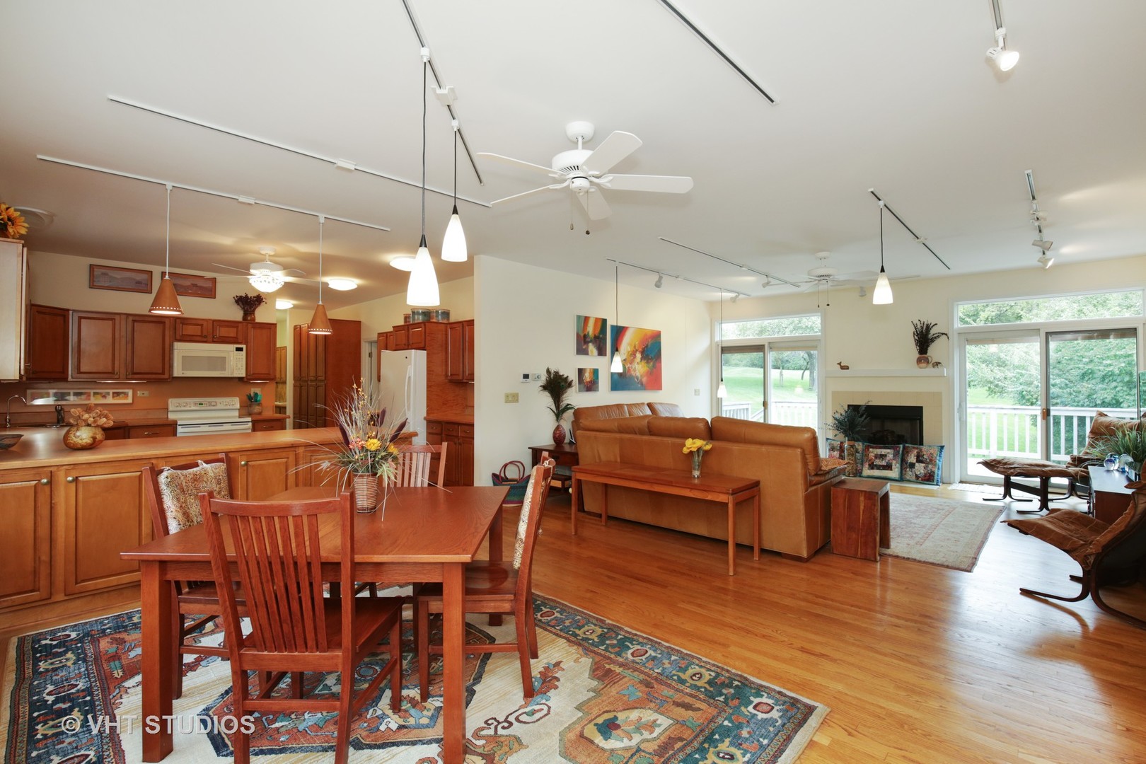 35W698 Ridge Road Dundee, IL 60102 - Photo 2 of 12 a large kitchen with a table and chairs