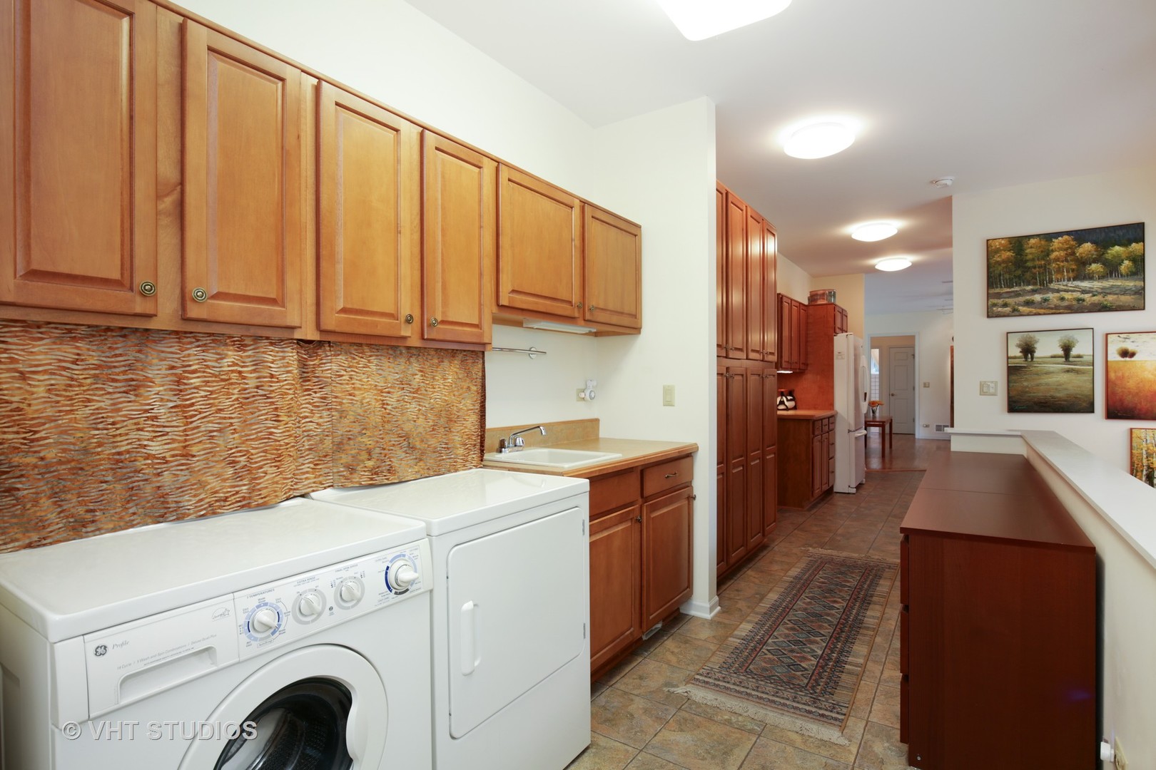 35W698 Ridge Road Dundee, IL 60102 - Photo 9 of 12 a view of kitchen with washer and dryer