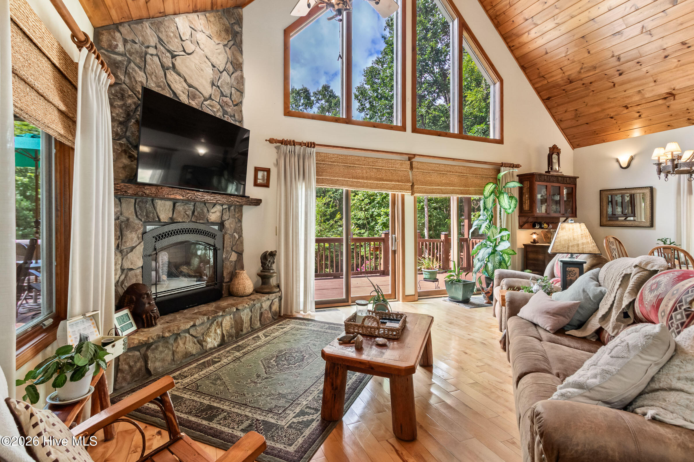 390 Timberwood Hills Road Murphy, NC 28906 - Photo 7 of 89 Gallery Image 7