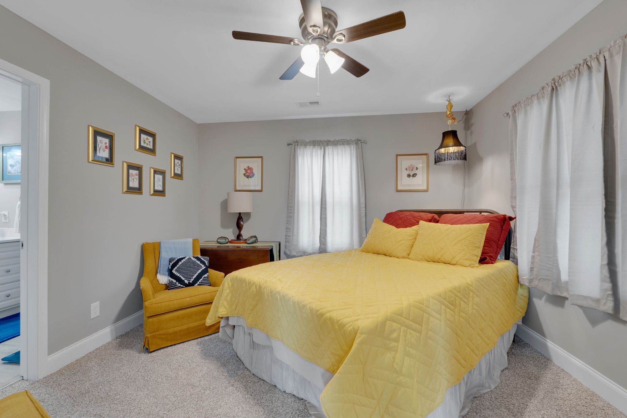 610 Polk Street Manchester, TN 37355 - Photo 18 of 30 a bedroom with bed and window