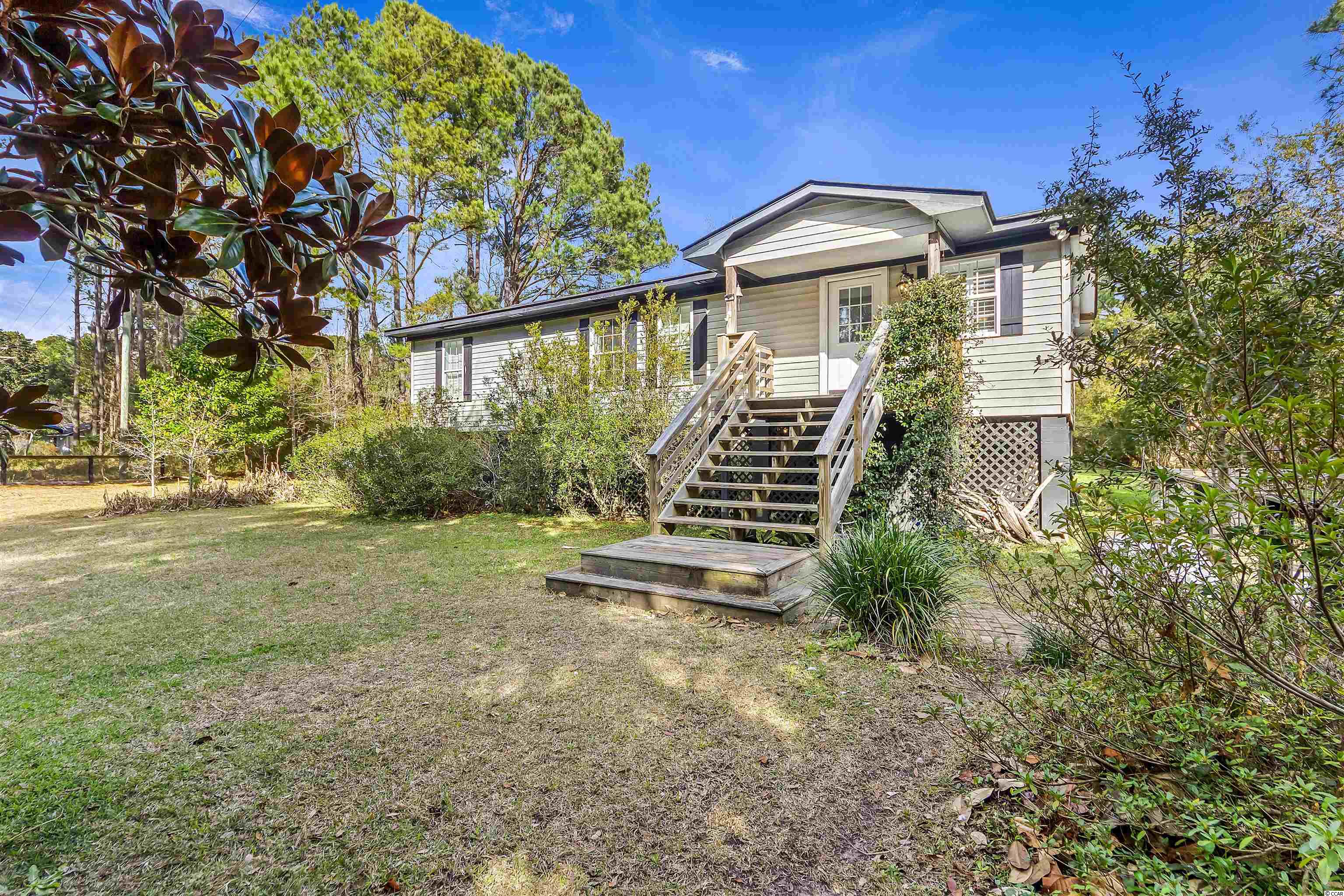734 Lincoln Road McClellanville, SC 29458 - Photo 2 of 20