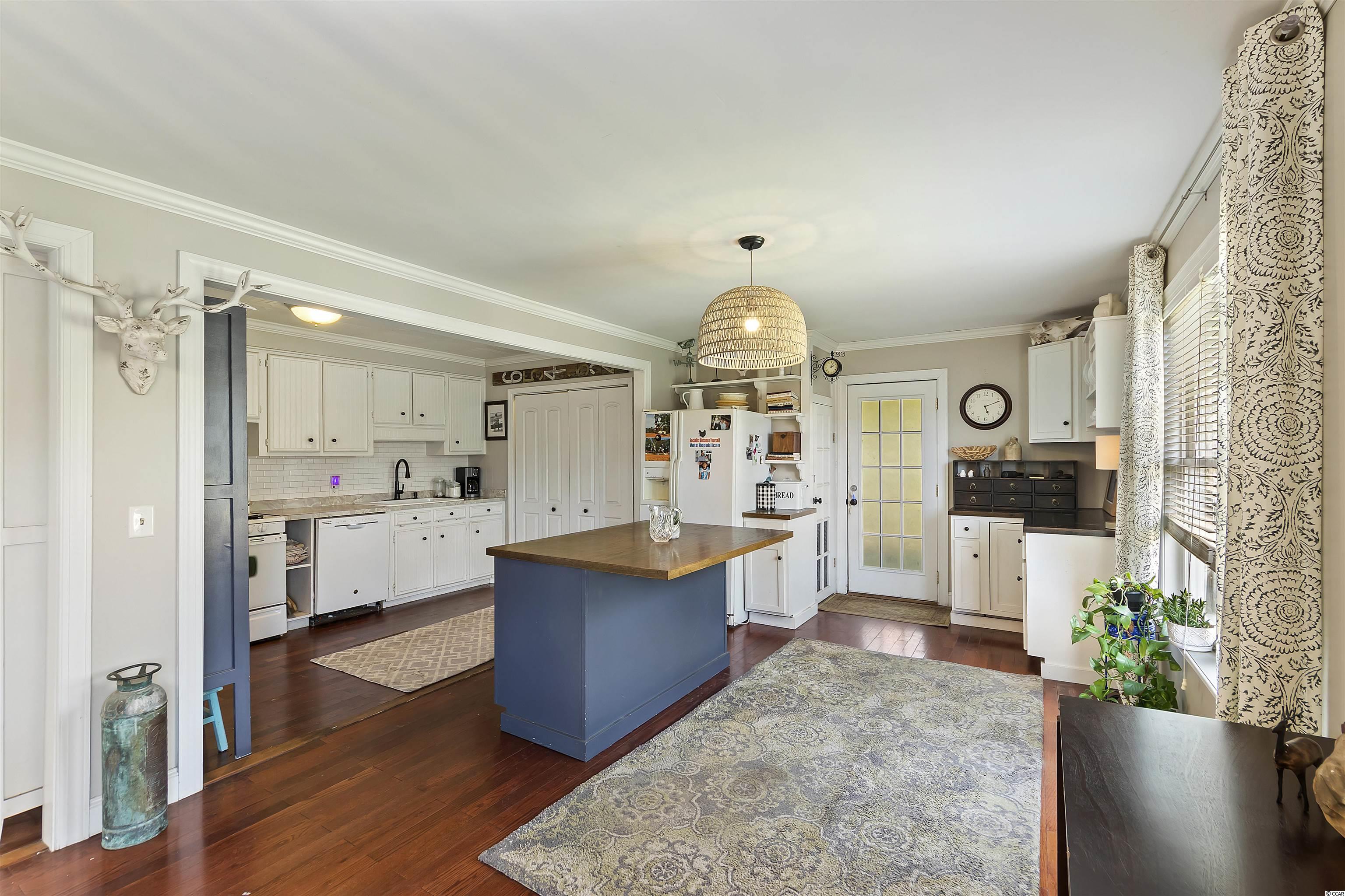 734 Lincoln Road McClellanville, SC 29458 - Photo 9 of 20