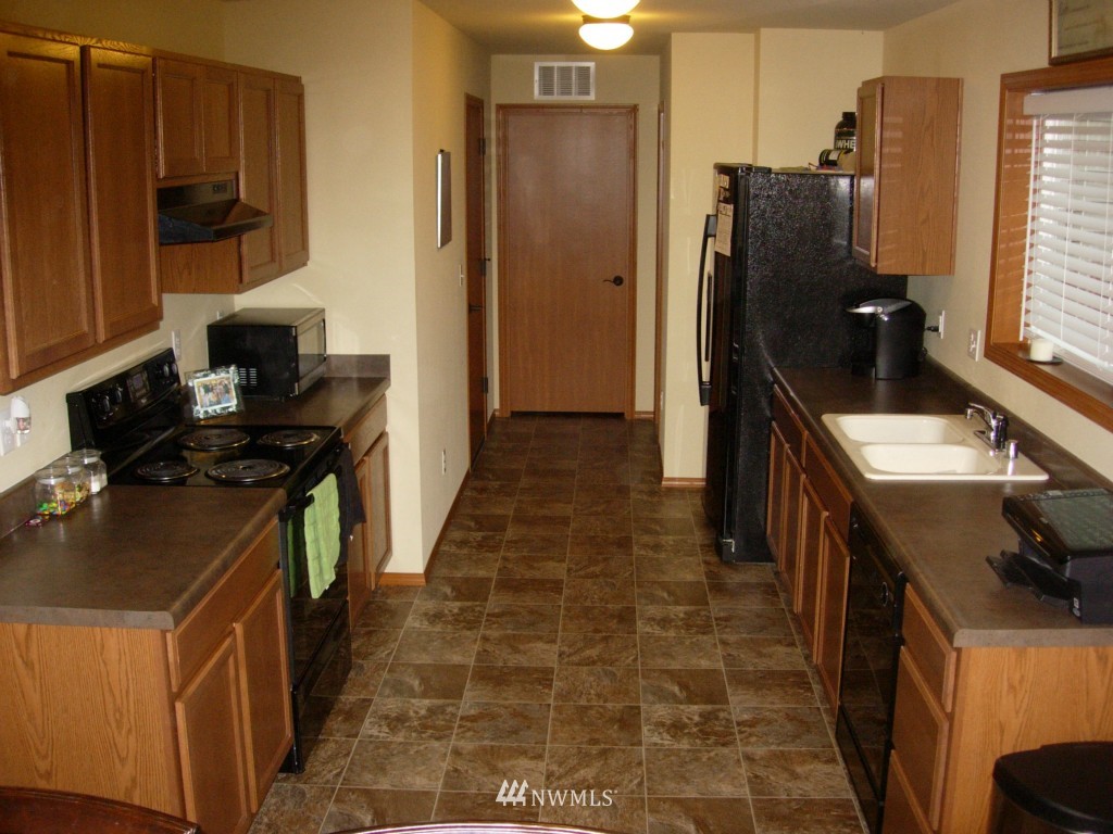 5617 Timber Ridge Drive Mount Vernon, WA 98273 - Photo 3 of 10 Gallery Image 3
