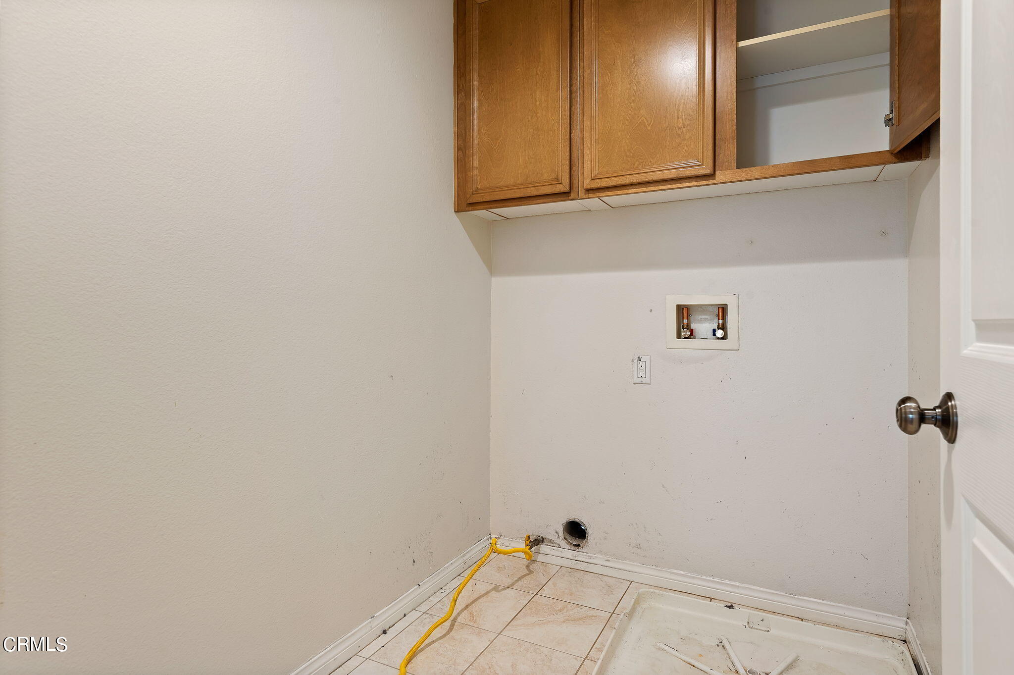 2824 Yacht Way Oxnard, CA 93035 - Photo 20 of 24 a view of a closet
