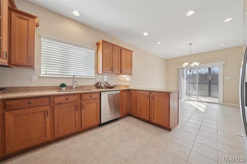 1701 Ridgemont Court Chesterfield, MO 63146 - Photo 17 of 43