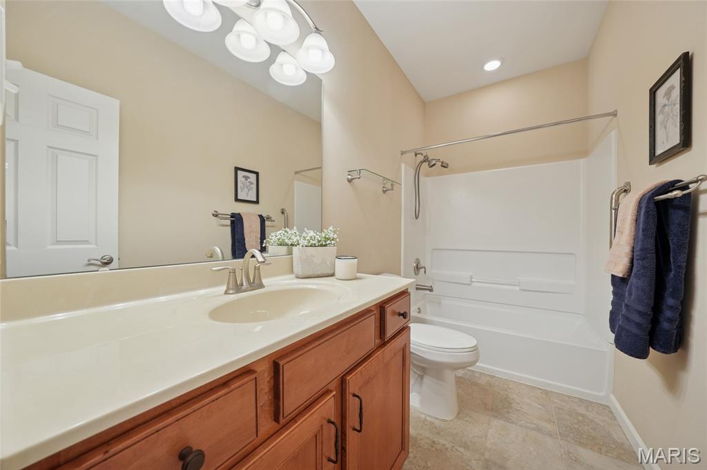 1701 Ridgemont Court Chesterfield, MO 63146 - Photo 26 of 43