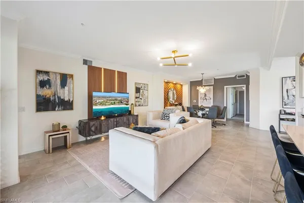 $2,800 | 2373 Anguilla Drive, Unit 101, Naples, FL 34120
