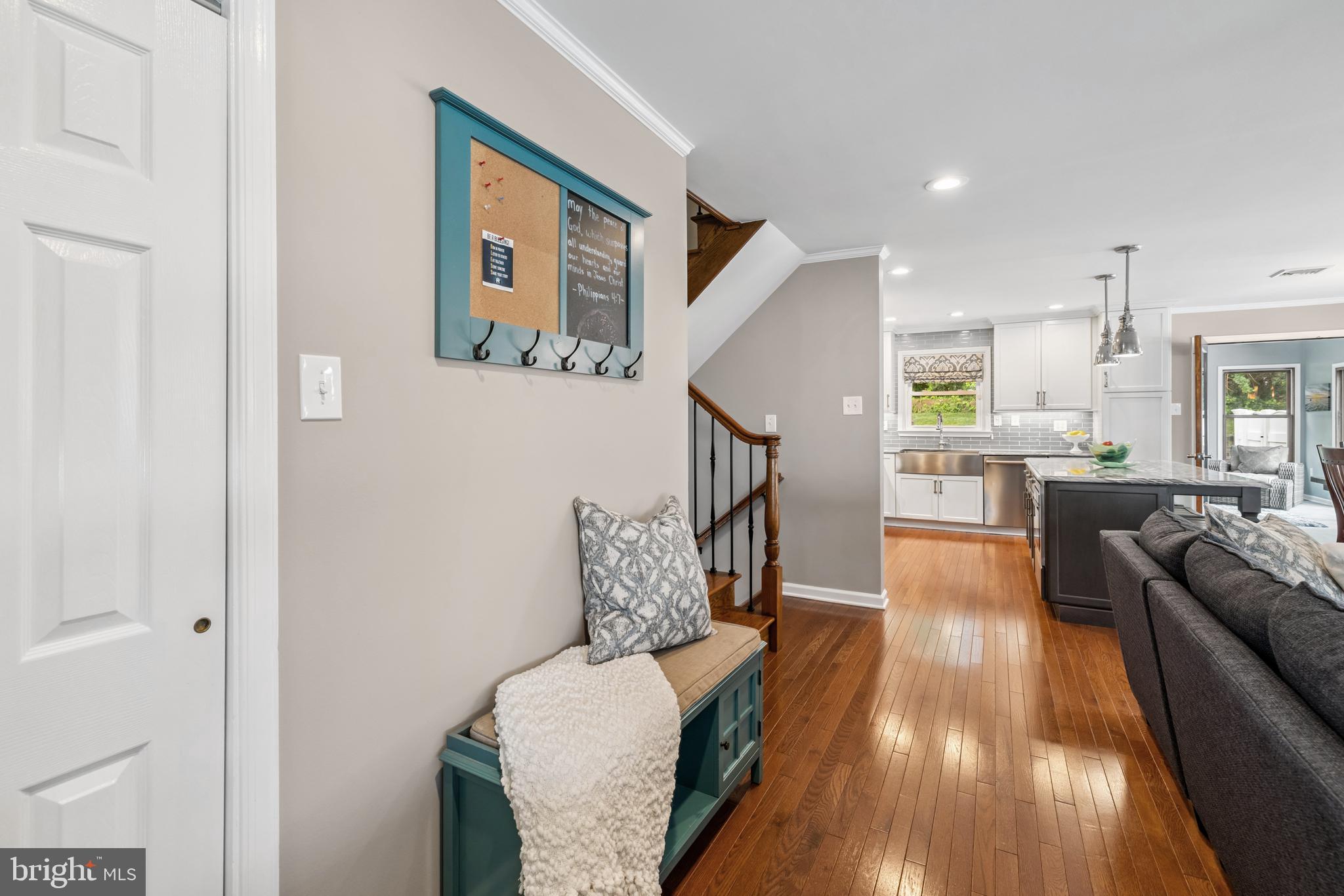 943 East Township Line Road Blue Bell, PA 19422 - Photo 3 of 61 Entryway