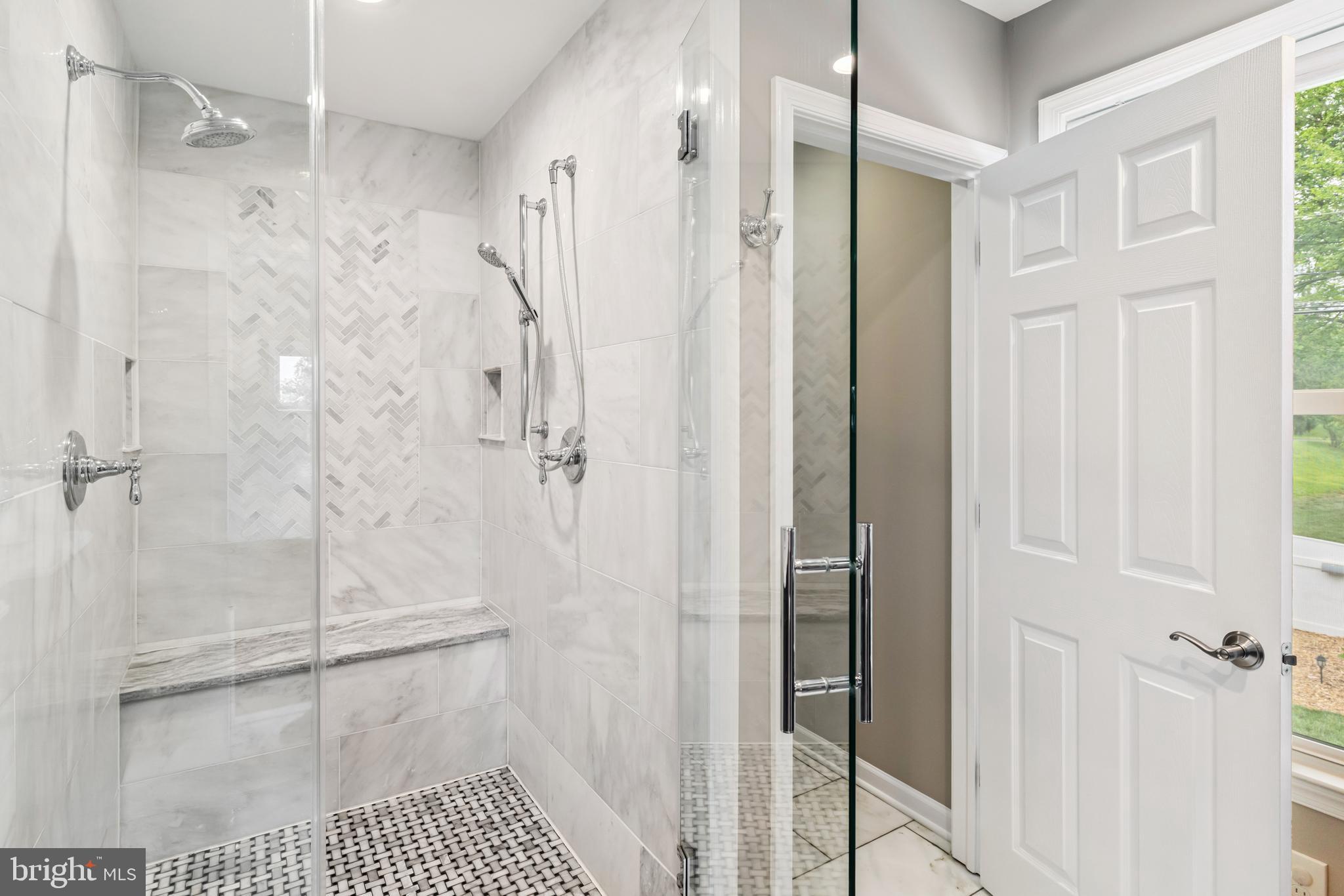 943 East Township Line Road Blue Bell, PA 19422 - Photo 41 of 61 Marble tile