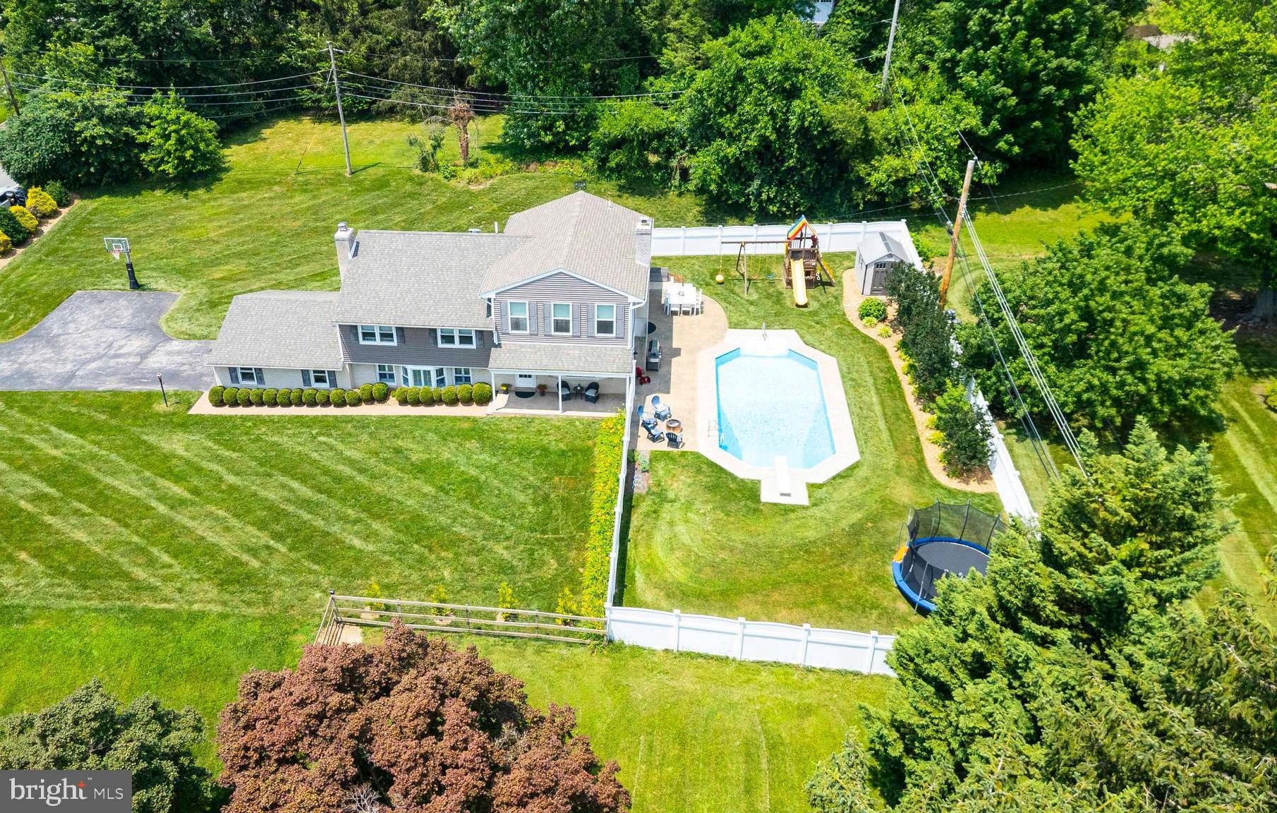 943 East Township Line Road Blue Bell, PA 19422 - Photo 58 of 61 Privately situated