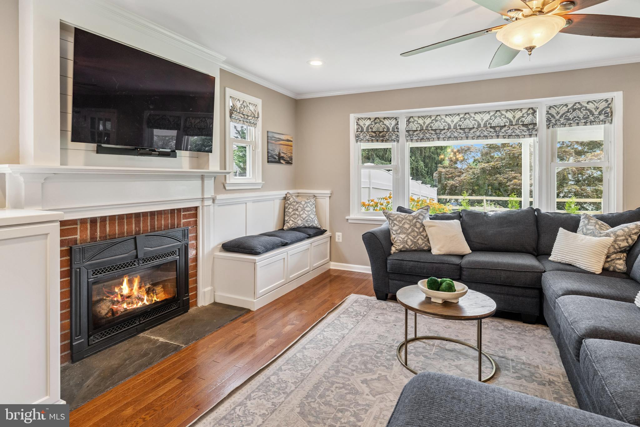 943 East Township Line Road Blue Bell, PA 19422 - Photo 7 of 61 Built ins and large bay window