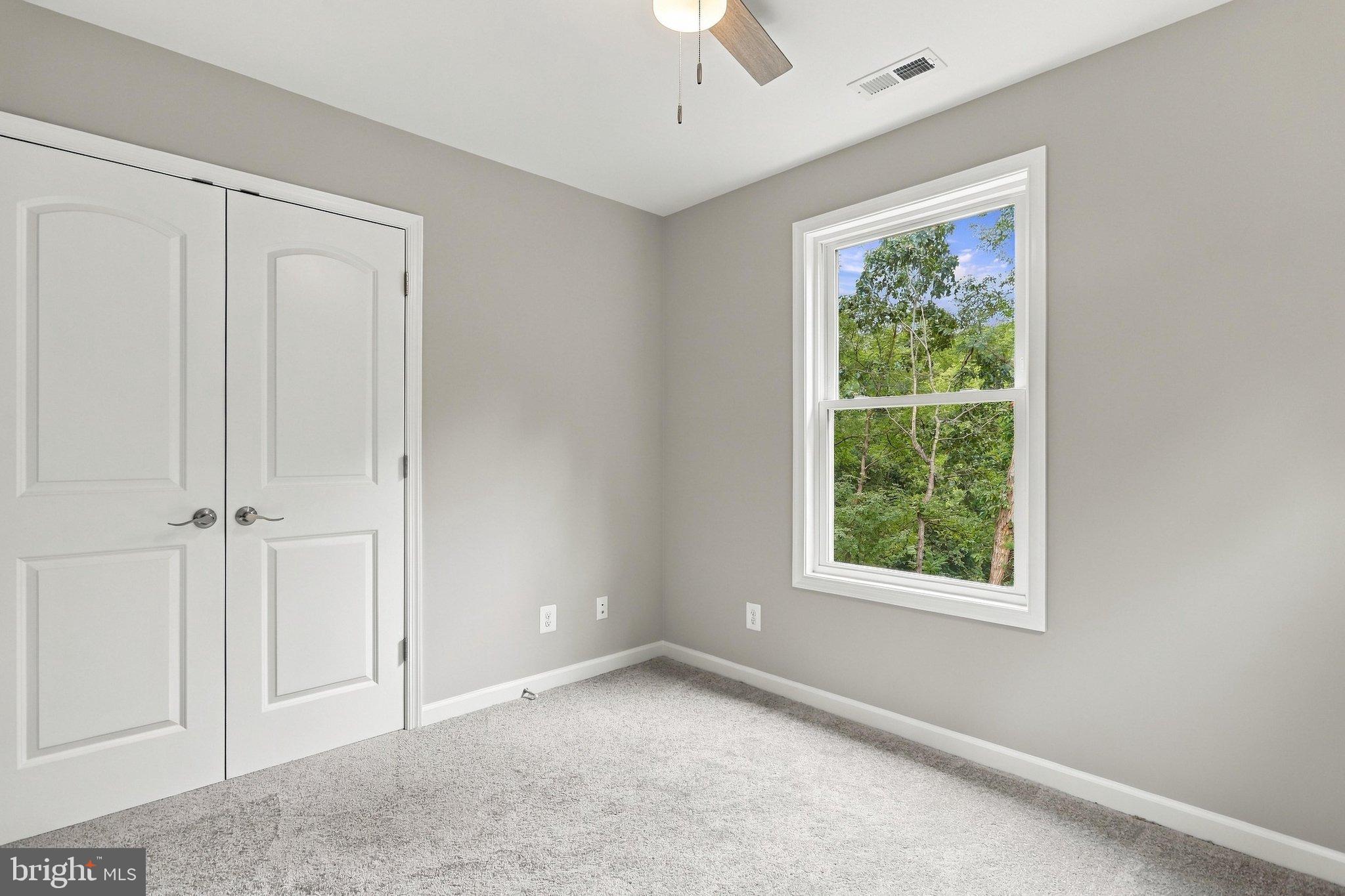 152 Persimmon Road Front Royal, VA 22630 - Photo 7 of 36 Gallery Image 7