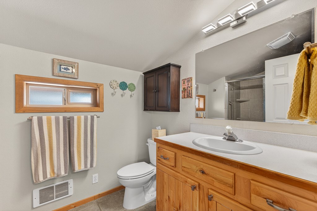 943 Cottage Court McCall, ID 83638 - Photo 20 of 34 Primary Bath