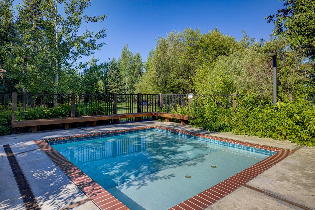 943 Cottage Court McCall, ID 83638 - Photo 33 of 34 Ranch House Kids Pool