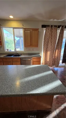$2,350 | 14279 Wildcat Lane, Victorville, CA 92394