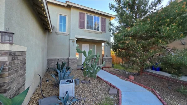$2,350 | 14279 Wildcat Lane, Victorville, CA 92394