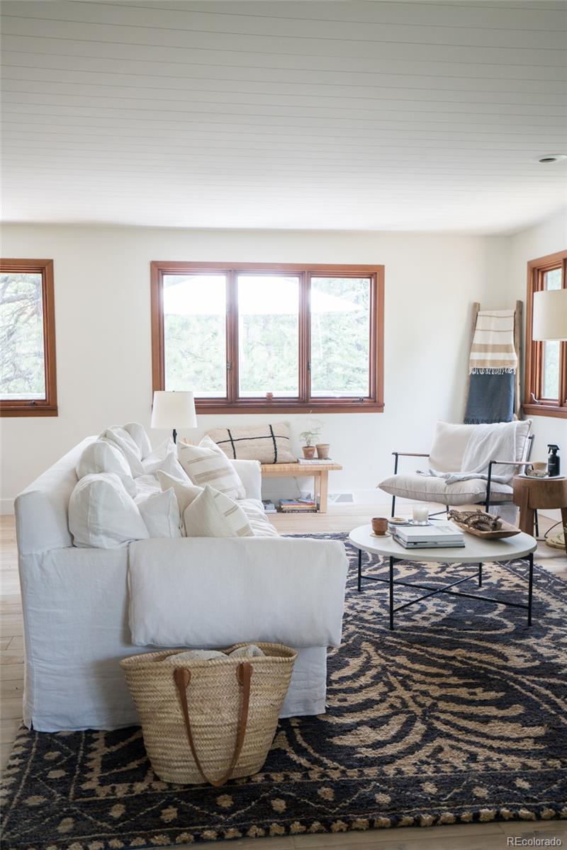 30776 Burland Road Golden, CO 80403 - Photo 12 of 45 Gallery Image 12