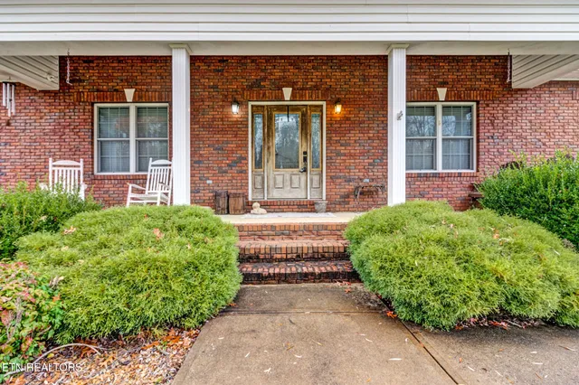 $629,900 | 5424 Wilder Road, Grimsley, TN 38565