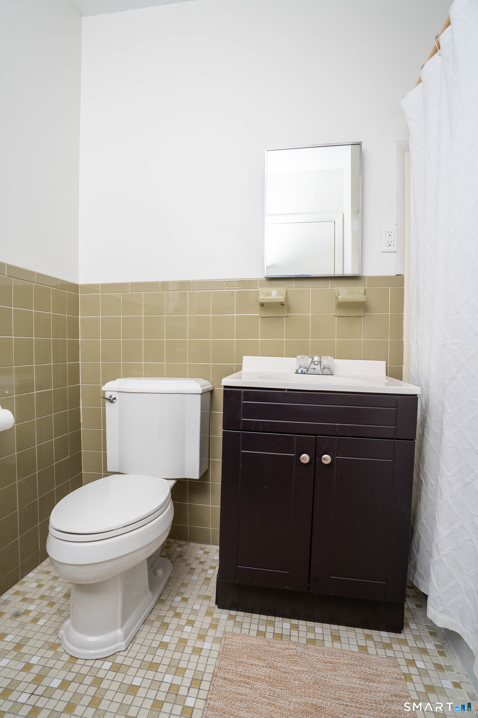 31 Hall Avenue Wallingford, CT 06492 - Photo 4 of 11