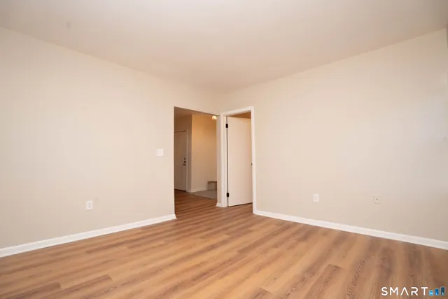 $1,600 | 31 Hall Avenue, Wallingford, CT 06492